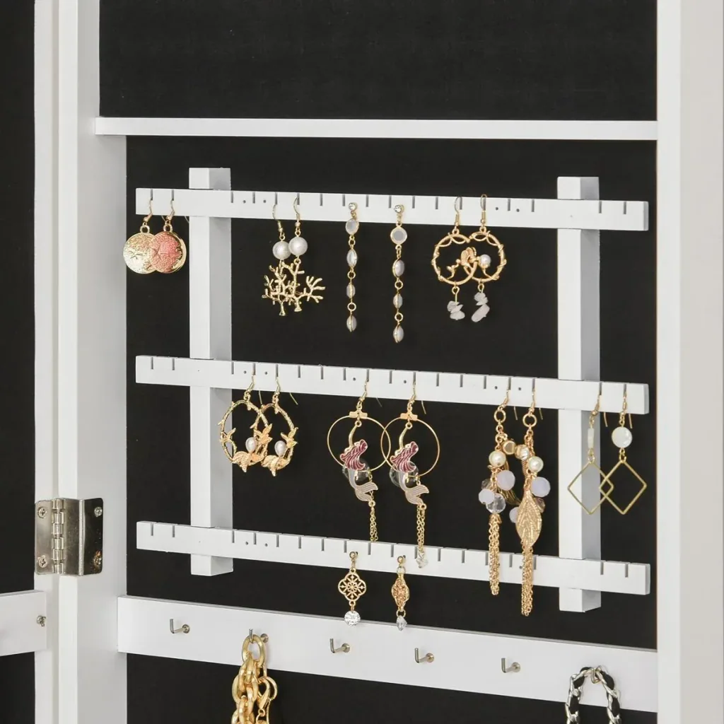 Spiegel mit Beleuchtung und Schmuckschrank