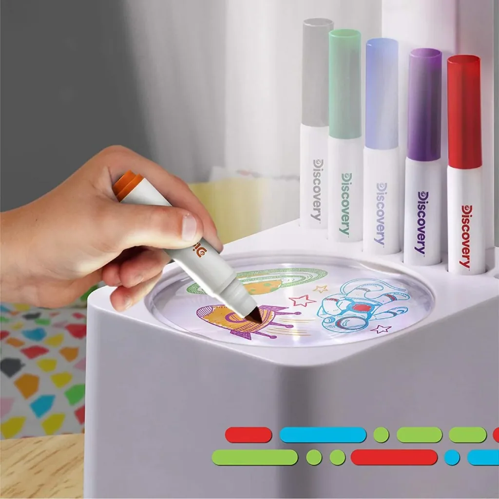 Discovery Kids Projektor Projiziere deine selbstgemachten Zeichnungen an die Wand oder die Decke