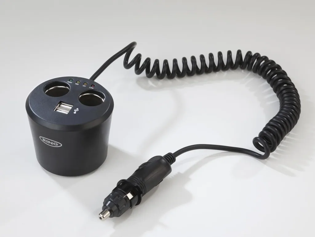 KFZ Multisteckdose mit USB Doppelanschluss, 12 Volt