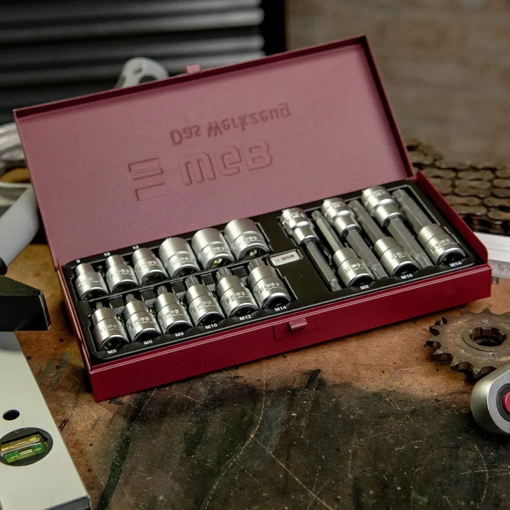 Steckschlüssel-Garnitur 1/2" mit XZN Bits 18-teilig