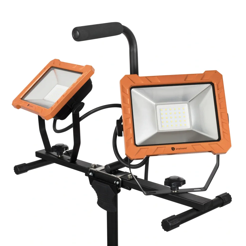 LED Stativ Doppelstrahler mit 2 x 30 Watt und 2400 Lumen
