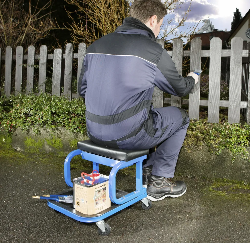Rollsitz mit Schublade