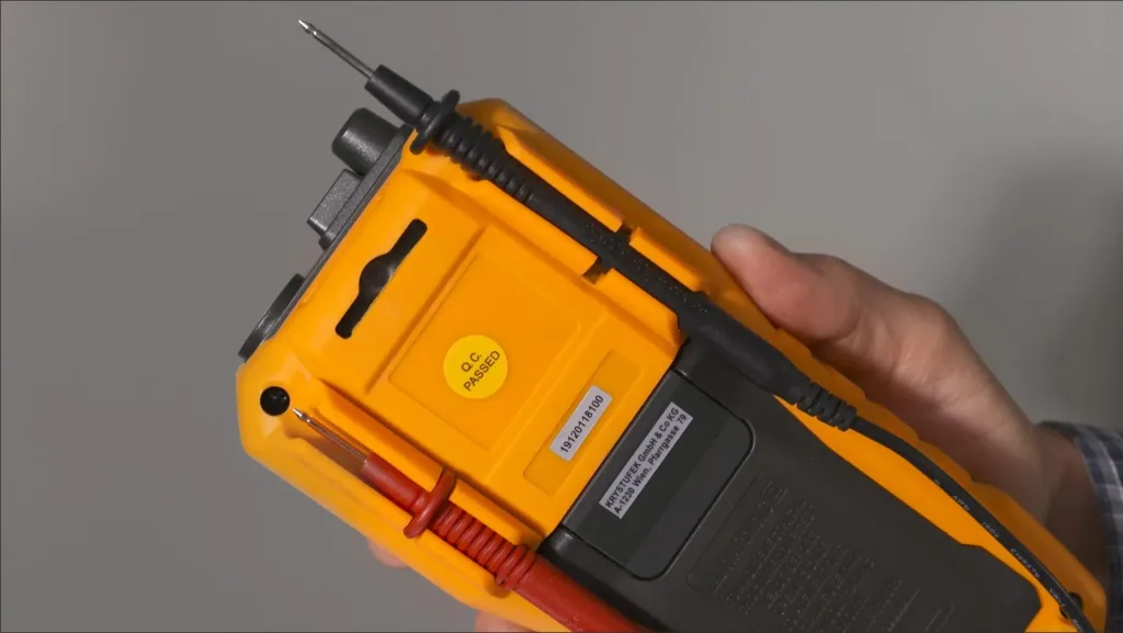 PAN 185 - Multisensor-Messgerät für elektrische und physikalische Größen