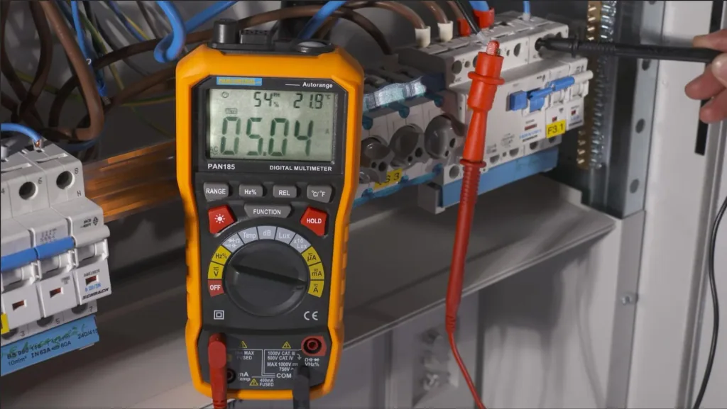 PAN 185 - Multisensor-Messgerät für elektrische und physikalische Größen