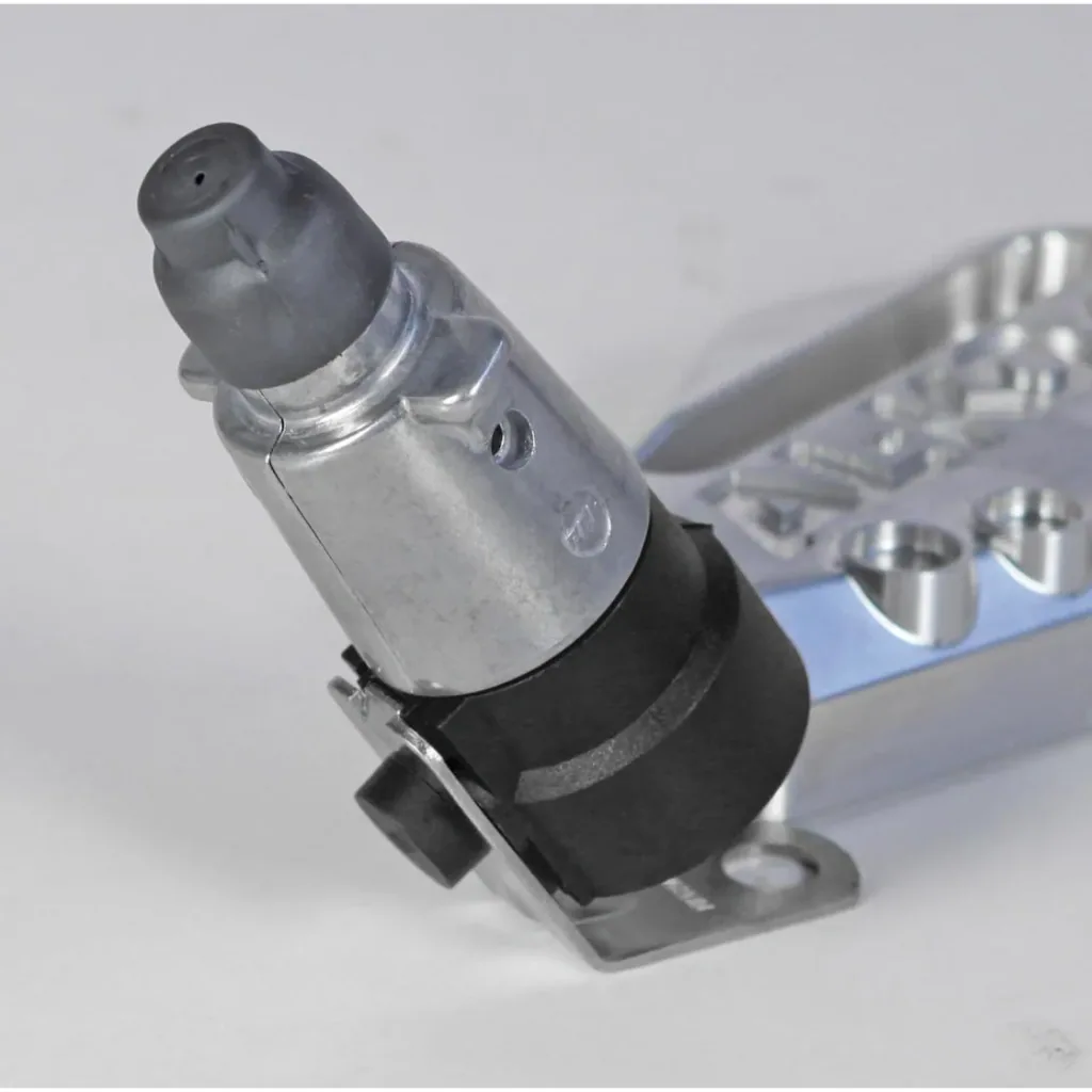 Steckerhalter 3in1