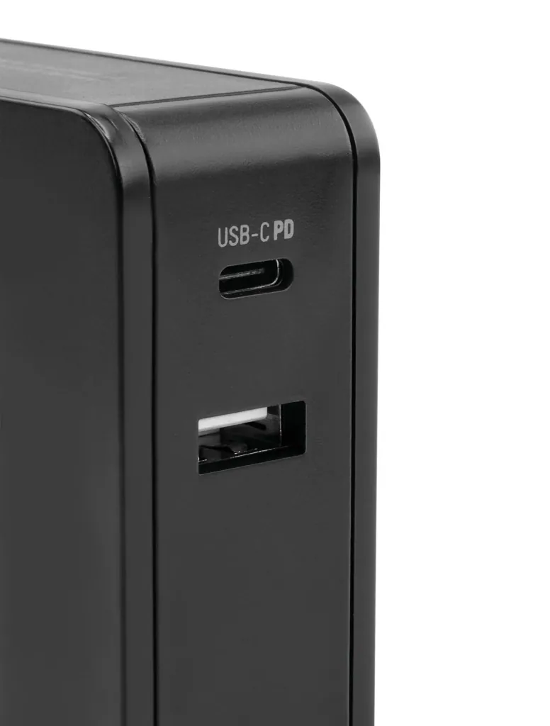 USB Ladegerät USB-A und USB-C mit 45 Watt