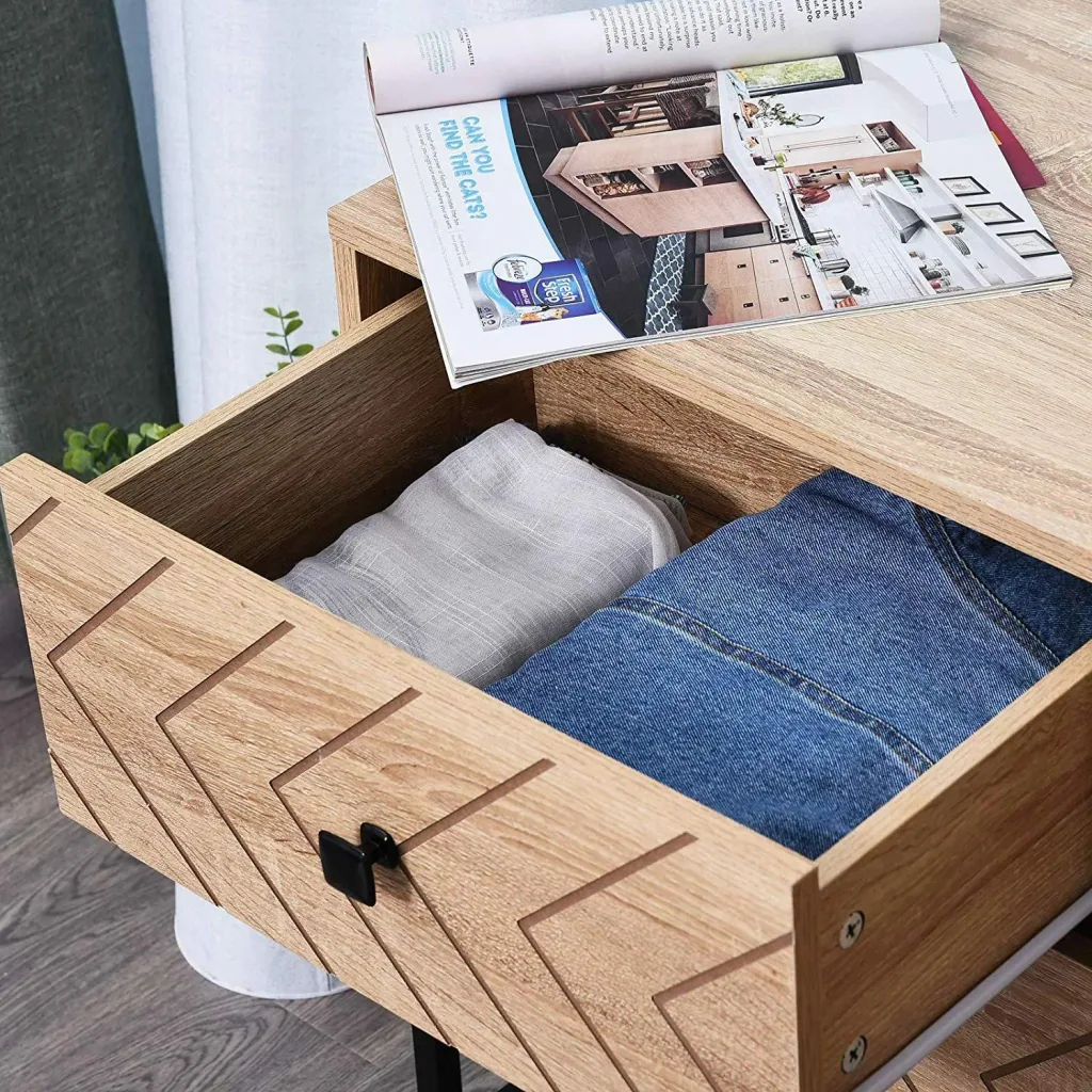Nachtkommode im Retro-Design