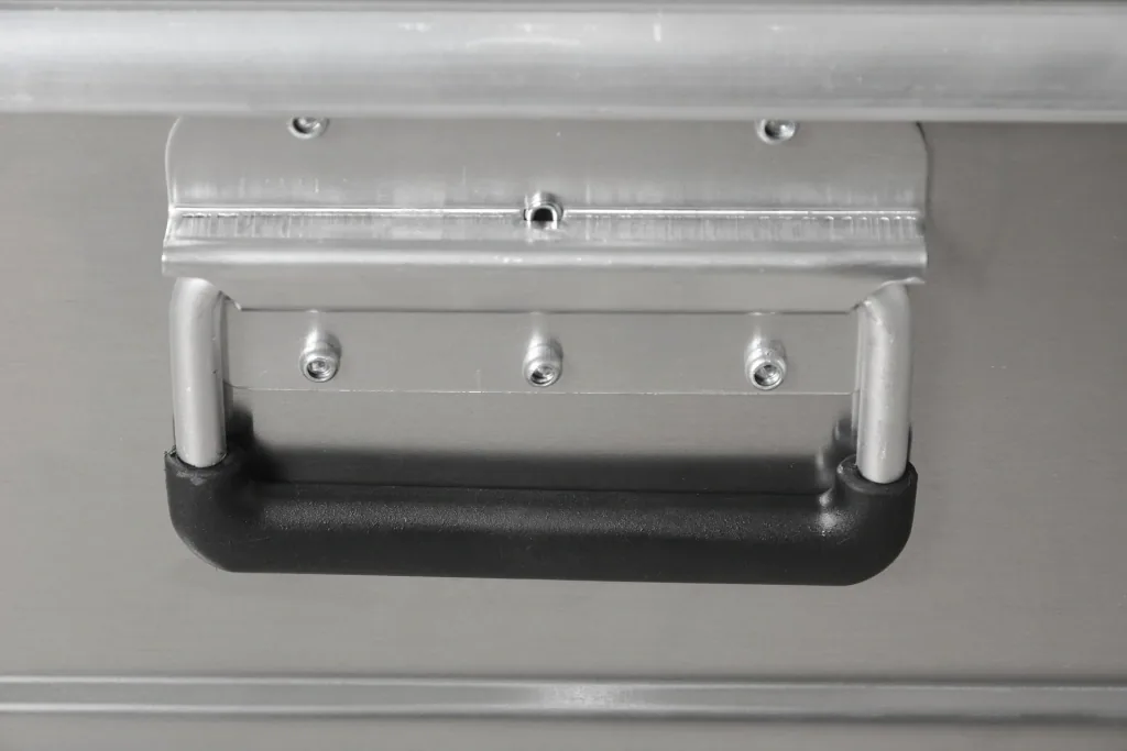 ALUMINIUM-BOXEN TYP A STAPELBAR Volumen 81 L