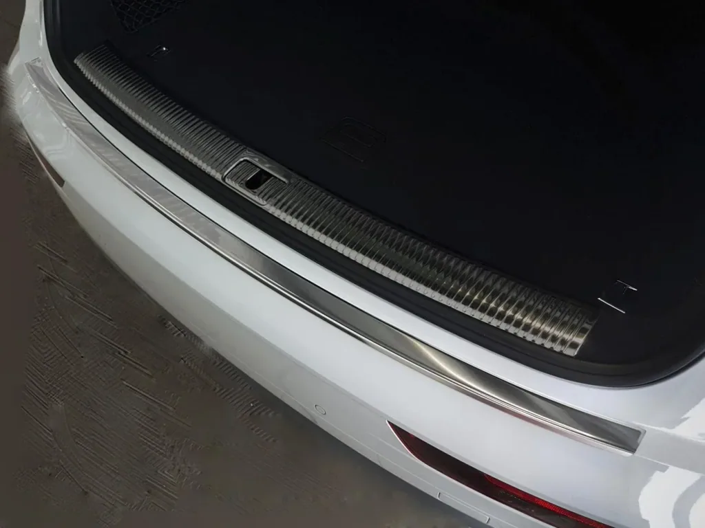 Ladekantenschutz Edelstahl für Audi Q5 II ab Baujahr 2017>