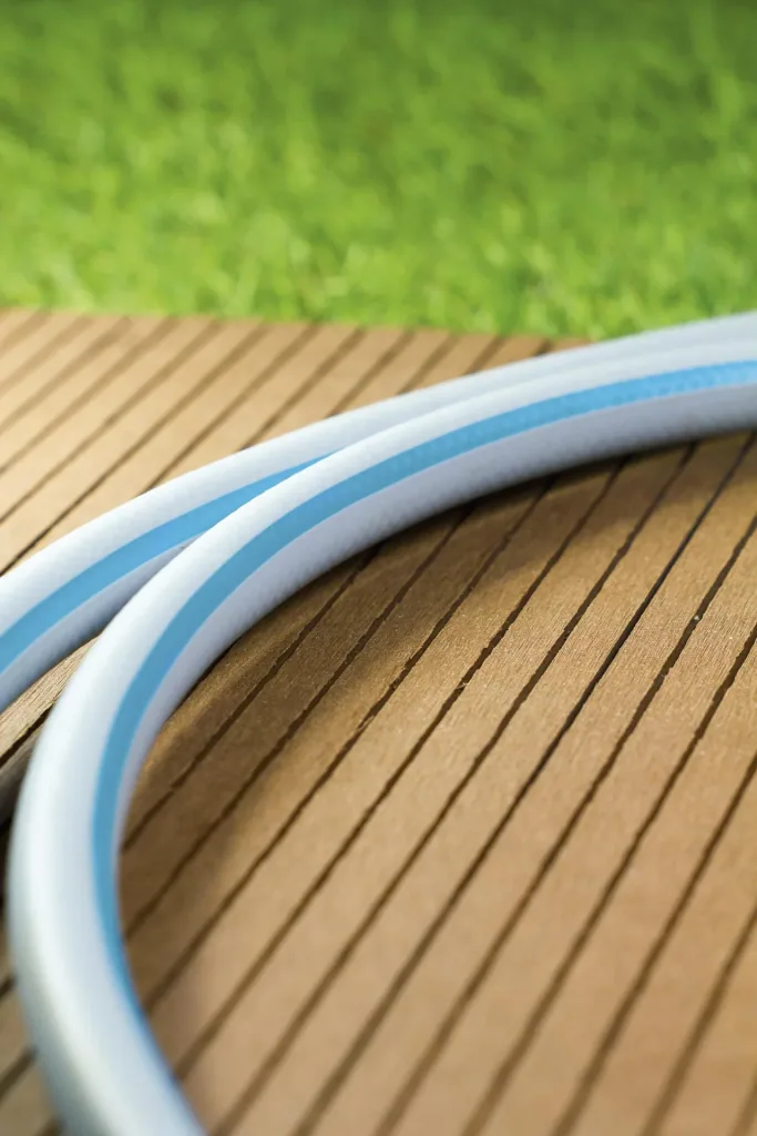 Bewässerungssatz BASIC 1/2" 20 m + Wandschlauchhalter