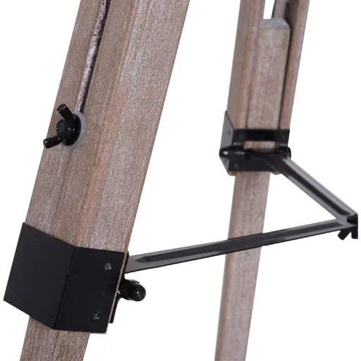 Tripod-Stehleuchte