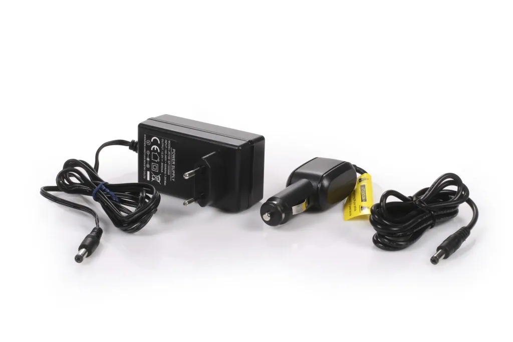 Traveller Kit II TV Camping Set inkl. 24 Zoll LED-TV, SAT Flachantenne
