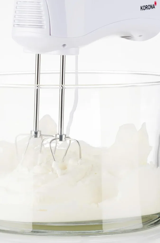 Handmixer mit XXL Rührstäben