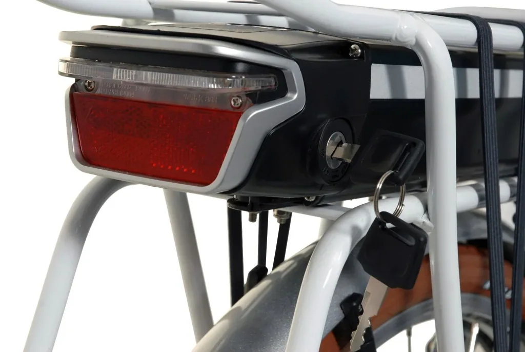 Damen E-Bike, 28 Zoll, Rahmenhöhe 50 cm, 3-Gang Nabenschaltung, weiß, City Bike "ComfortLine"