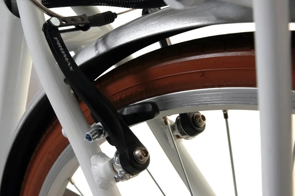 Damen E-Bike, 28 Zoll, Rahmenhöhe 50 cm, 3-Gang Nabenschaltung, weiß, City Bike "ComfortLine"