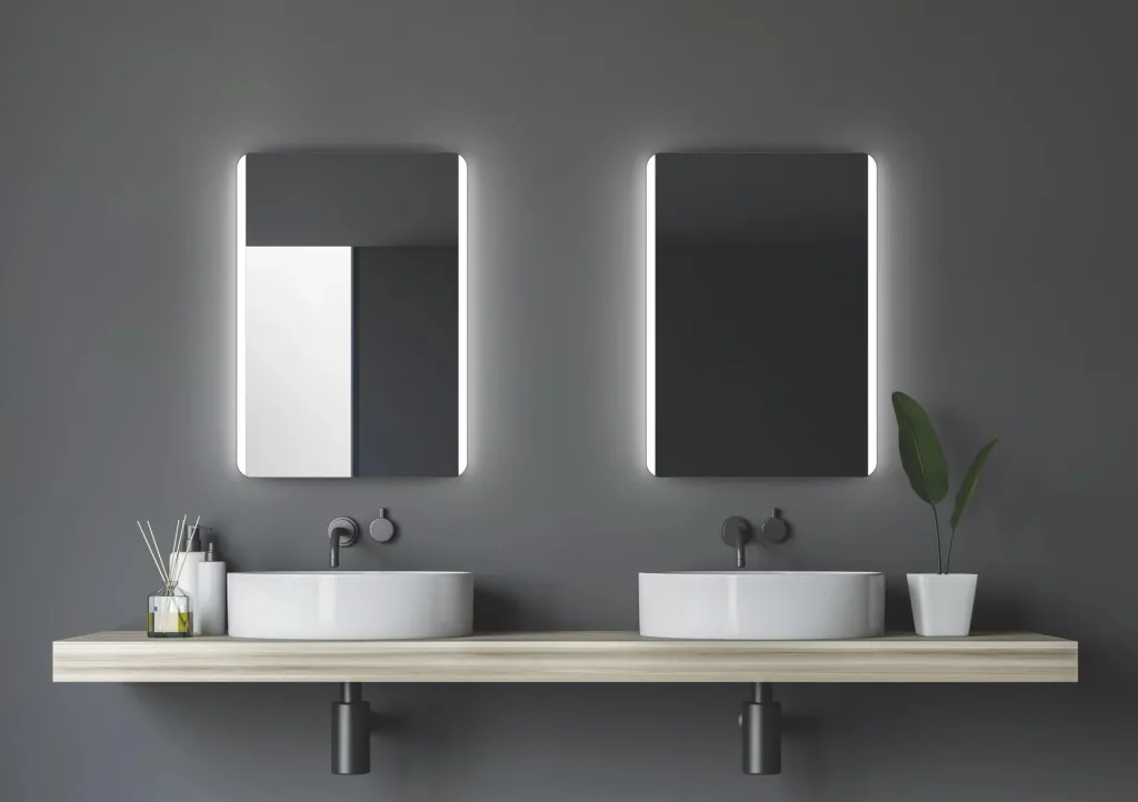 Badezimmerspiegel mit Beleuchtung, "Chic" - 50 x 70 cm - Lichtfarbe neutralweiß