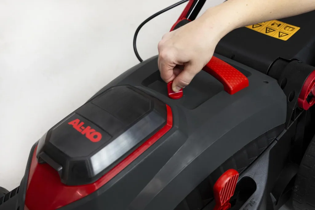 18 V BOSCH HOME AND GARDEN COMPATIBLE Akku-Rasenmäher 38.1 Li