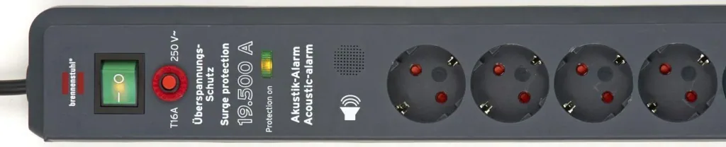 Steckdosenleiste Secure-Tec 6-fach, mit Überspannungsschutz 19.500A und akustischem Warnsignal, grau