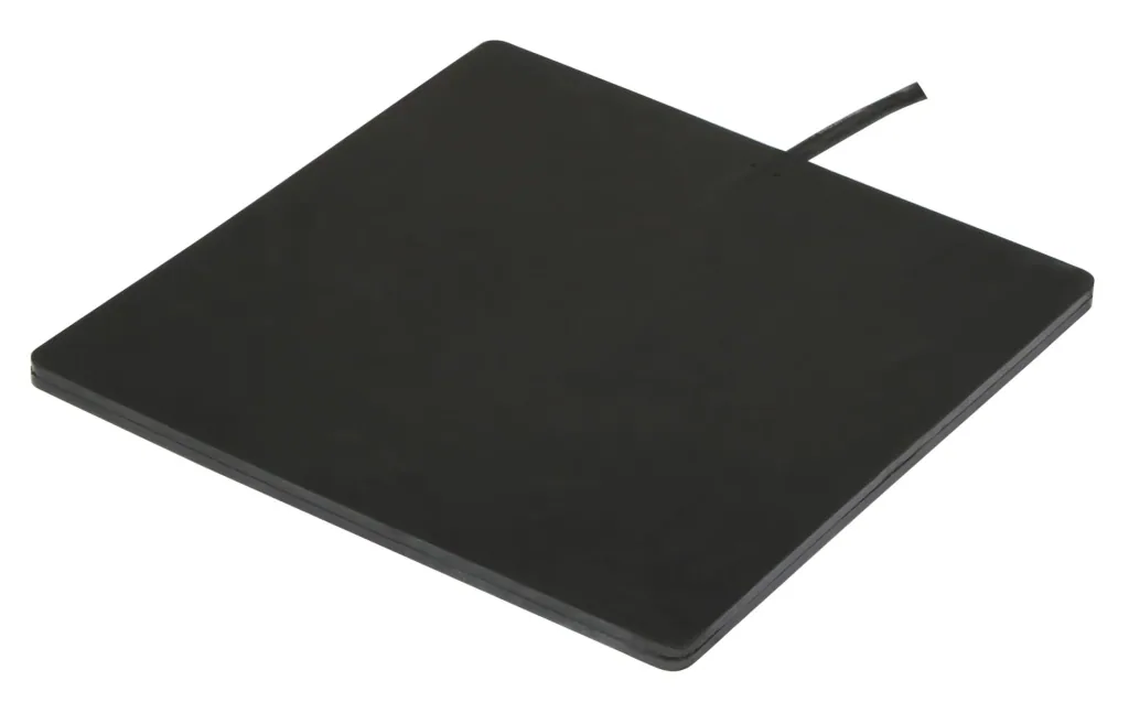 Heizplatte aus Gummi 24 x 24 cm , 18 W, für Geflügeltränken und Kaninchenställe
