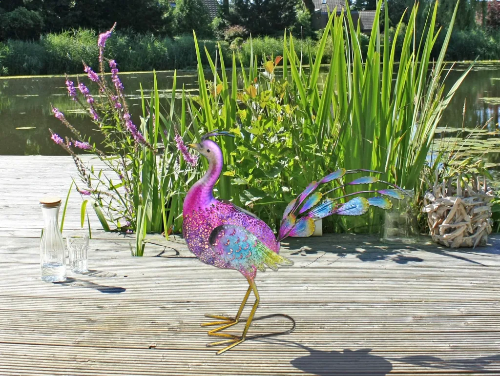 Metalldeko- Pfau Bonnie mit LED Solarbeleuchtung