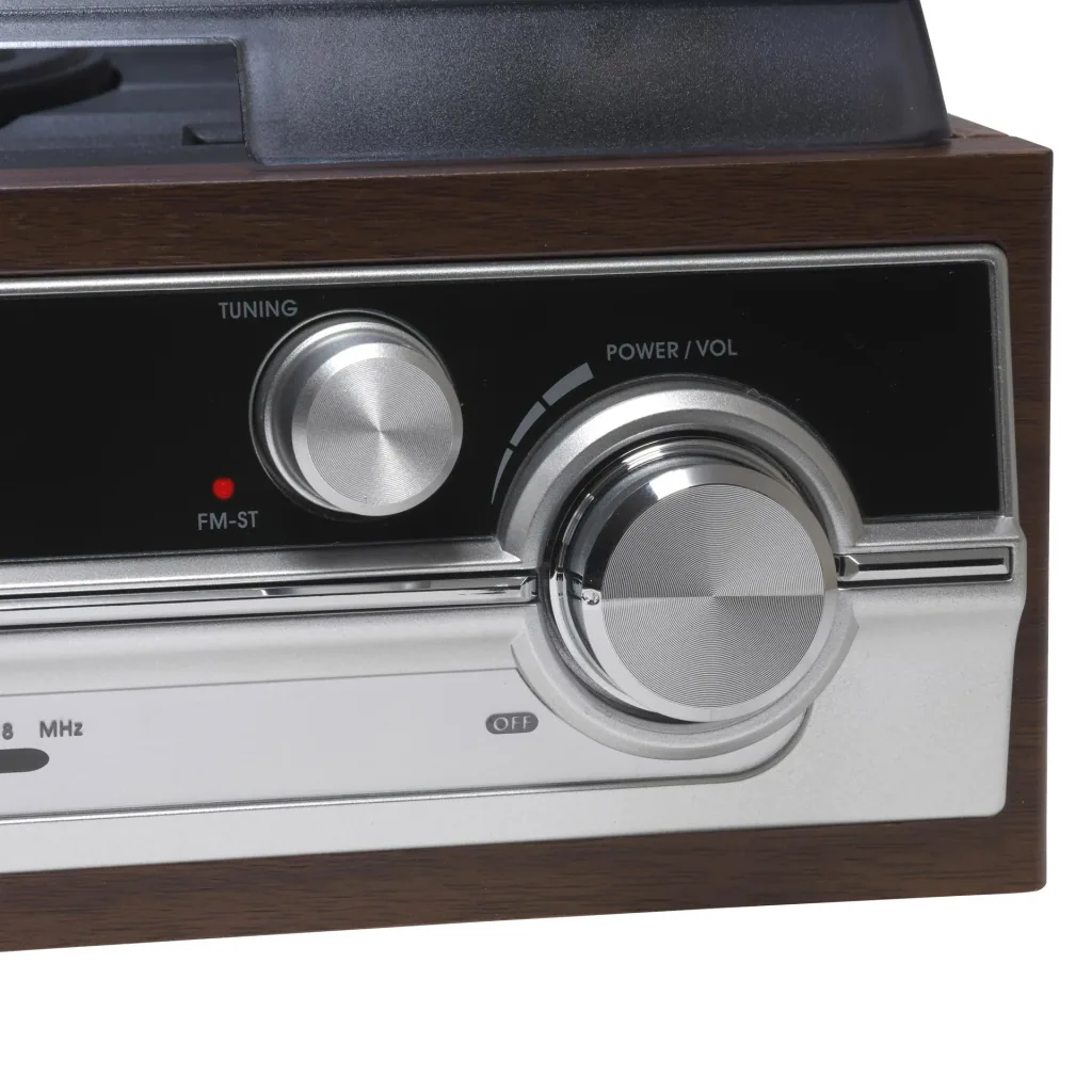 Retro Plattenspieler mit UKW Radio und eingebautem Lautsprechern