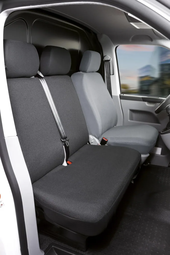 Passform Sitzbezüge VW T6 Passform Sitzbezüge für Doppelbank vorne aus Stoff ab Baujahr 07/2015 bis heute