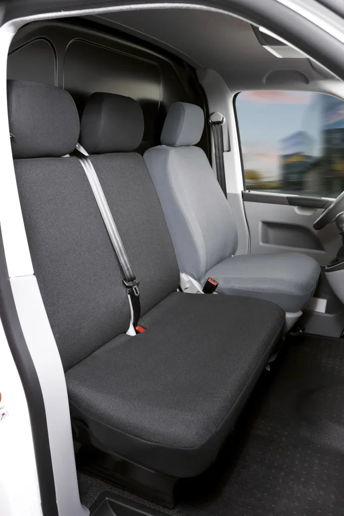Passform Sitzbezüge VW T6 Passform Sitzbezüge für Doppelbank vorne aus Stoff ab Baujahr 07/2015 bis heute