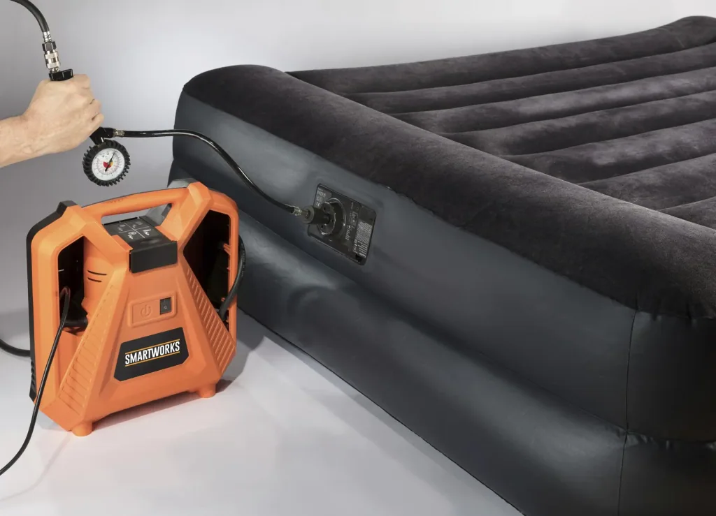Kompressor "Air Box" 1100 Watt + Gratis dazu SCHECKKARTEN MULTI-TOOL