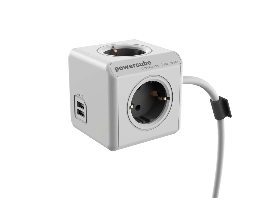 PowerCube Extended Steckdosenwürfel mit 4 Steckdosen und 2 USB Anschlüssen