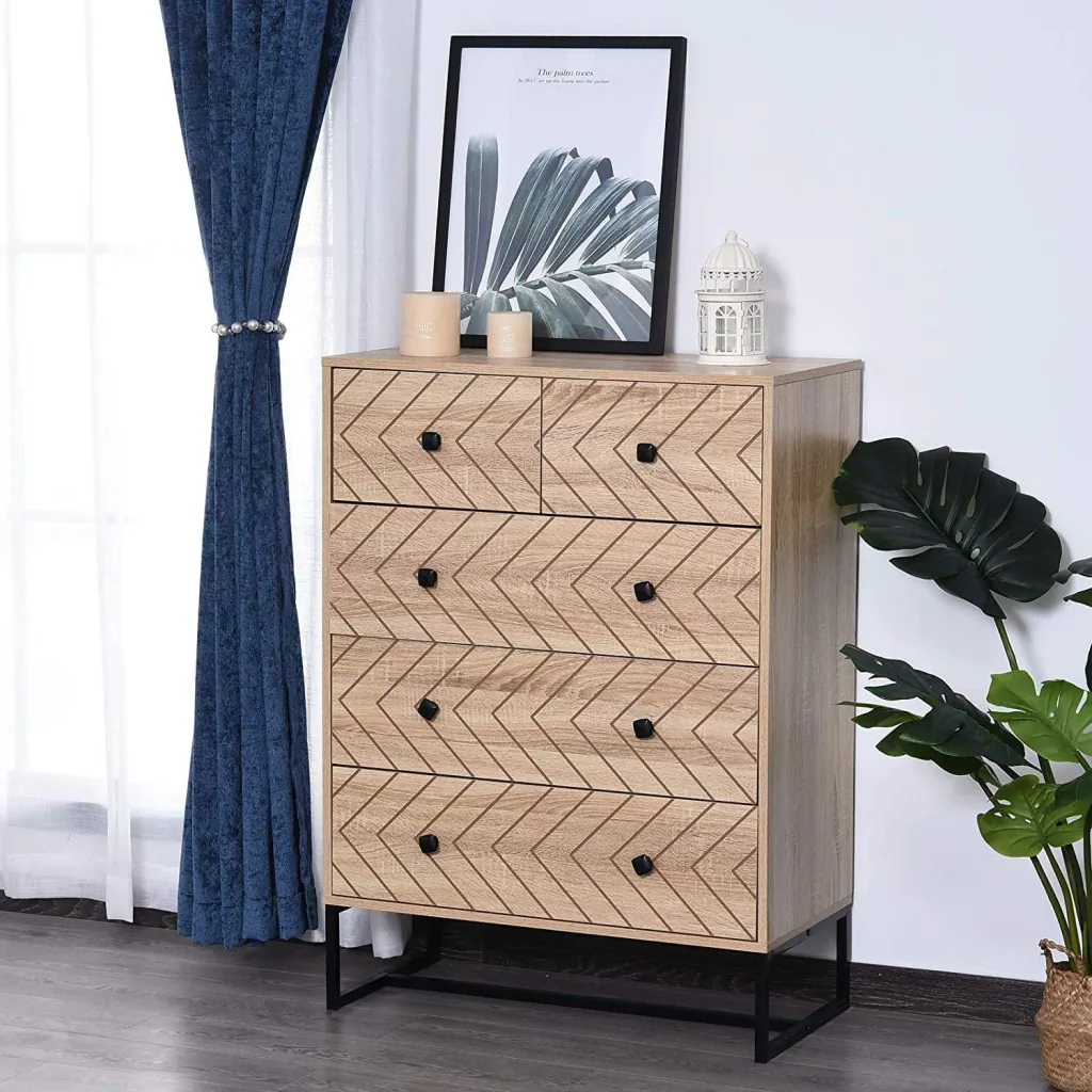 Kommode im Retro-Design