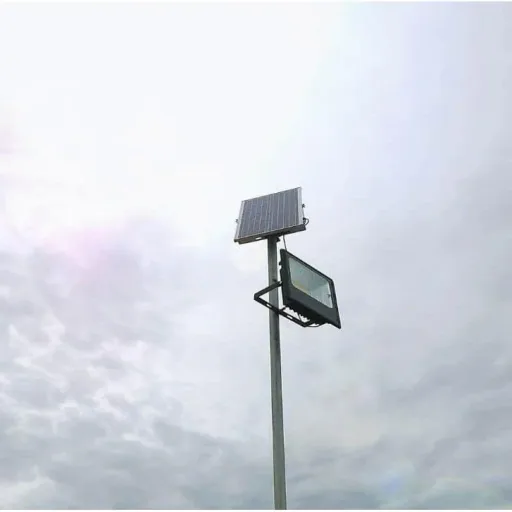 VT-25W Solar-Flutlicht mit Solarpanel - 550 Lm - 6000K - Schwarz