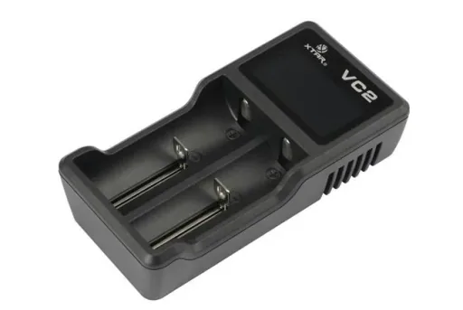 Ladegerät für Lithium-Ionen Akkus mit LC Display und Micro USB-Eingang