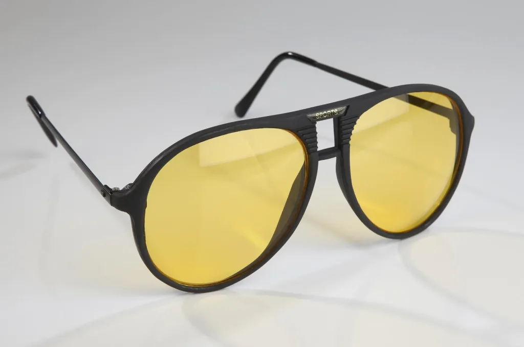 Nachtbrille im Etui