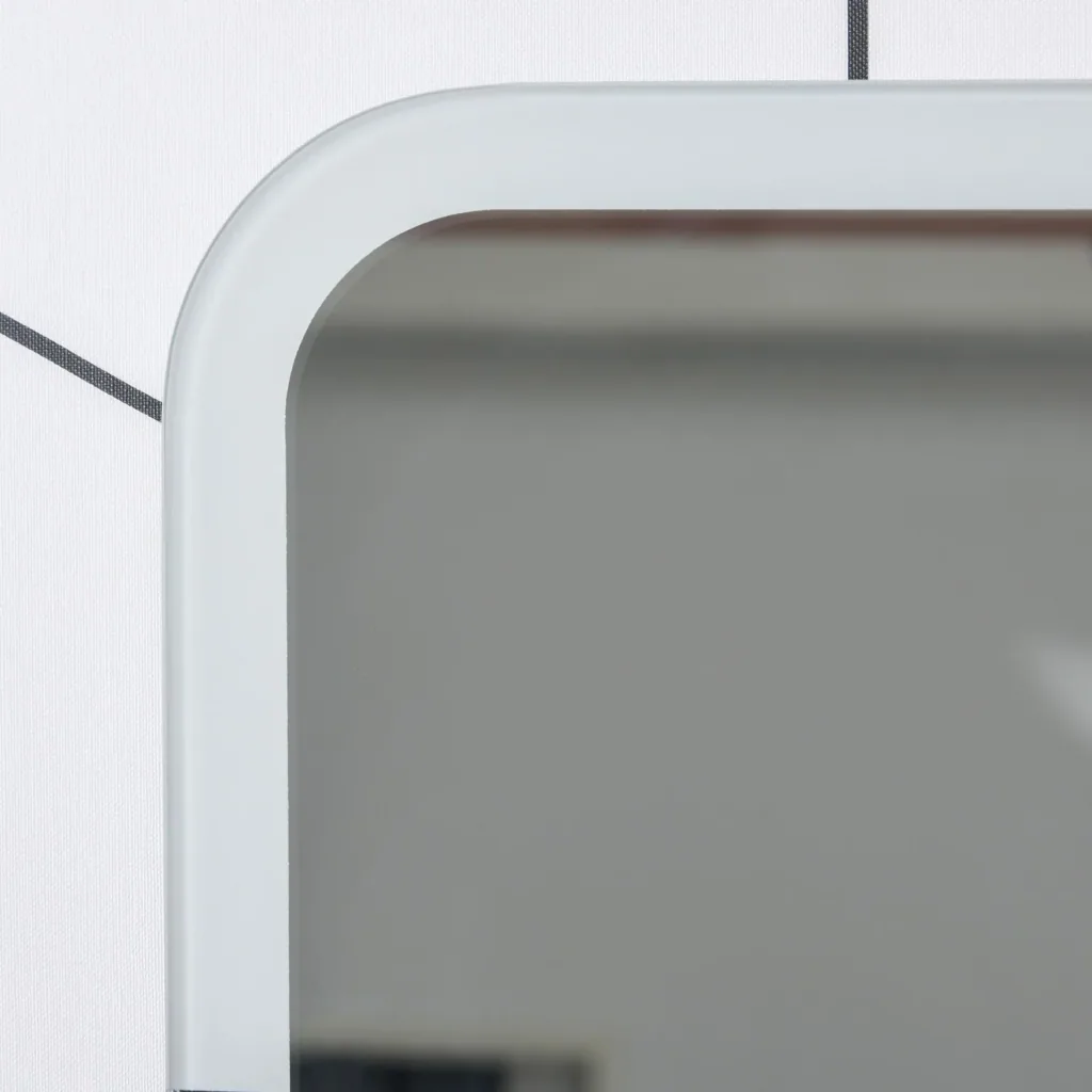 Badezimmerspiegel mit LED-Touch-Beleuchtung, weiß