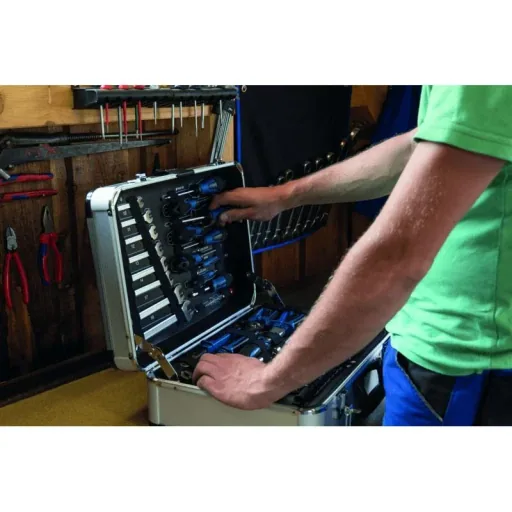 B150 101-teiliger Werkzeugsatz in Box | Metall