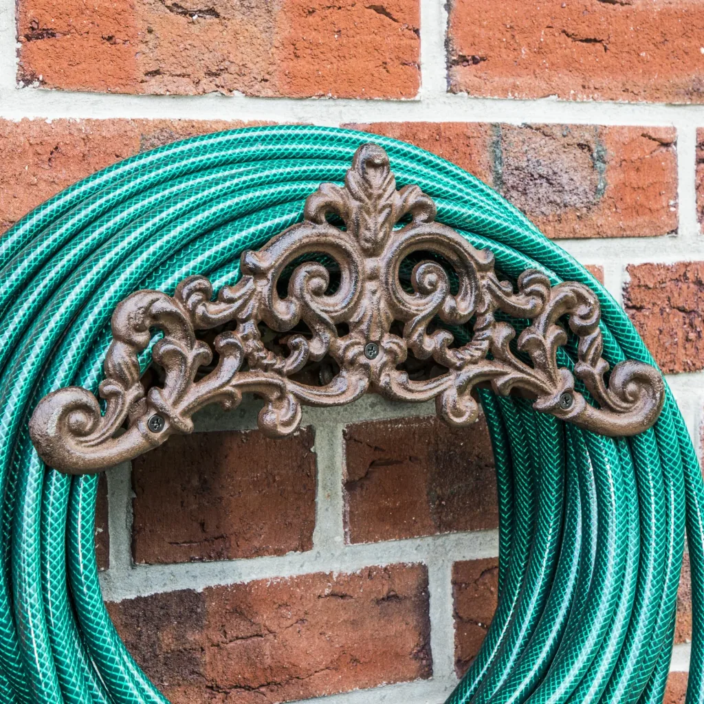 Gartenschlauchhalter, Gusseisen, Antike Optik