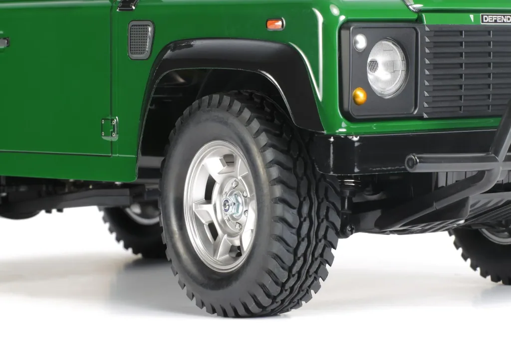 RC Land Rover Defender 90 CC-01, Maßstab 1:10