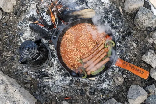 Feuerpfanne mit Stiel und gegenüberliegendem Henkel (ohne Füße)
