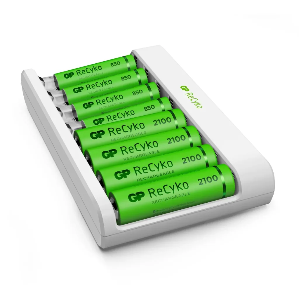USB Ladegerät für 8 AA/AAA NiMH Akkus inkl. 4 ReCyko Mignon Akkus 2100 mAh + 4 ReCyko Micro Akkus 850 mAh