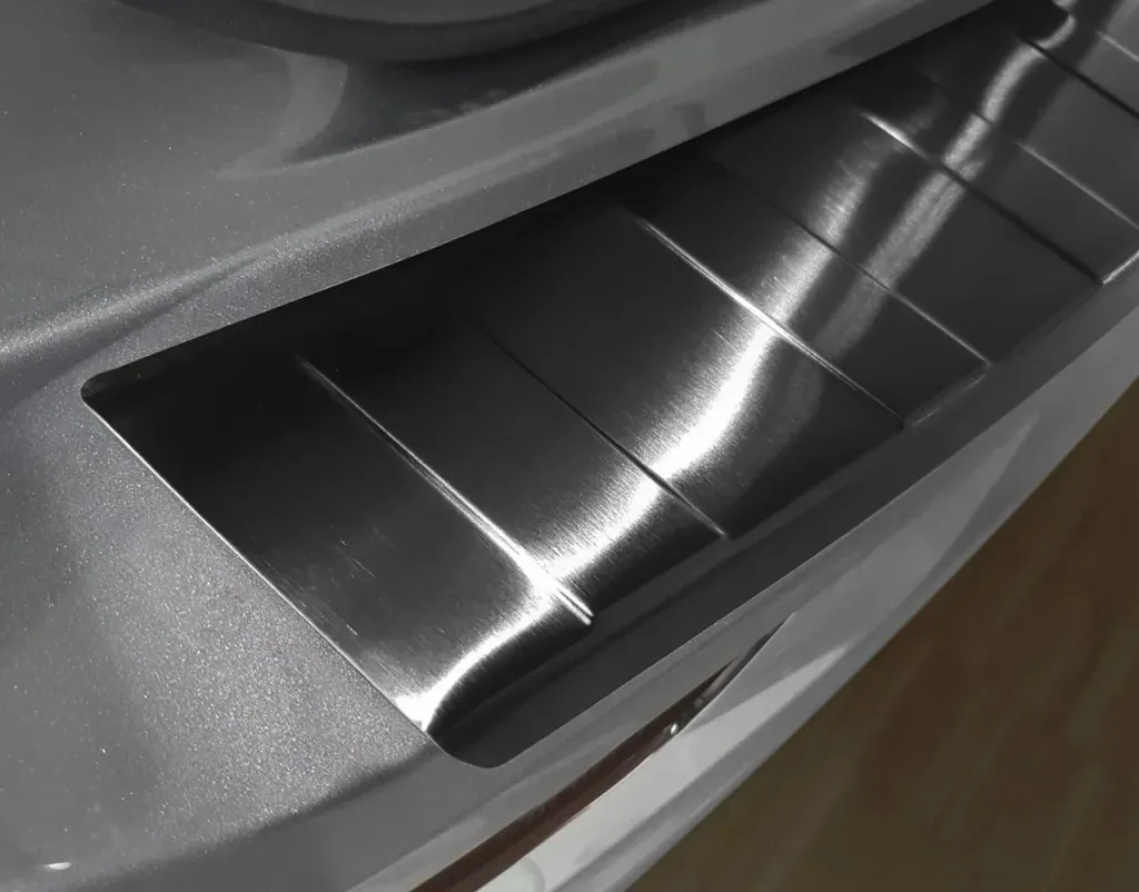 Ladekantenschutz Edelstahl für Volvo XC-60 FL - graphite / black, Baujahr 7/2017>