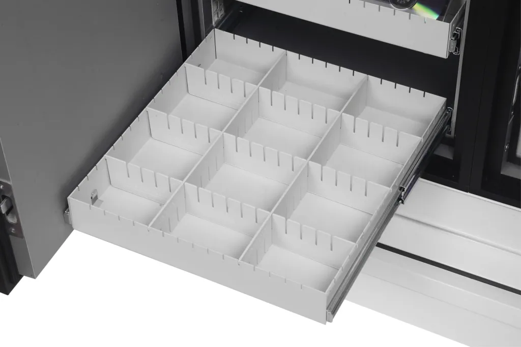 Datenschutztresor Data Commander Außenmaße 1685 x 690 x 720 mm, mit Schlüsselschloss