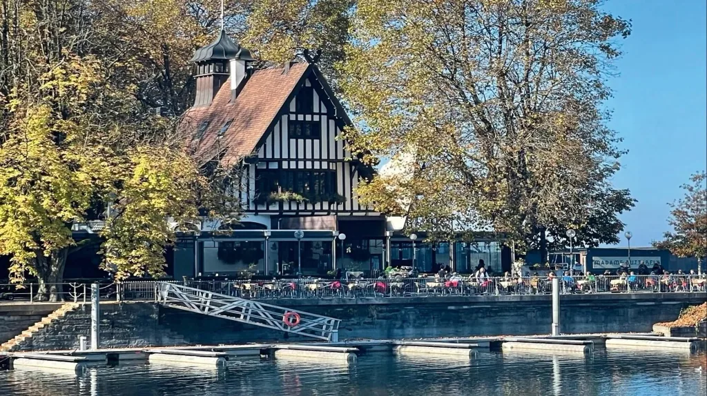 Wirtshaus mit Biergarten