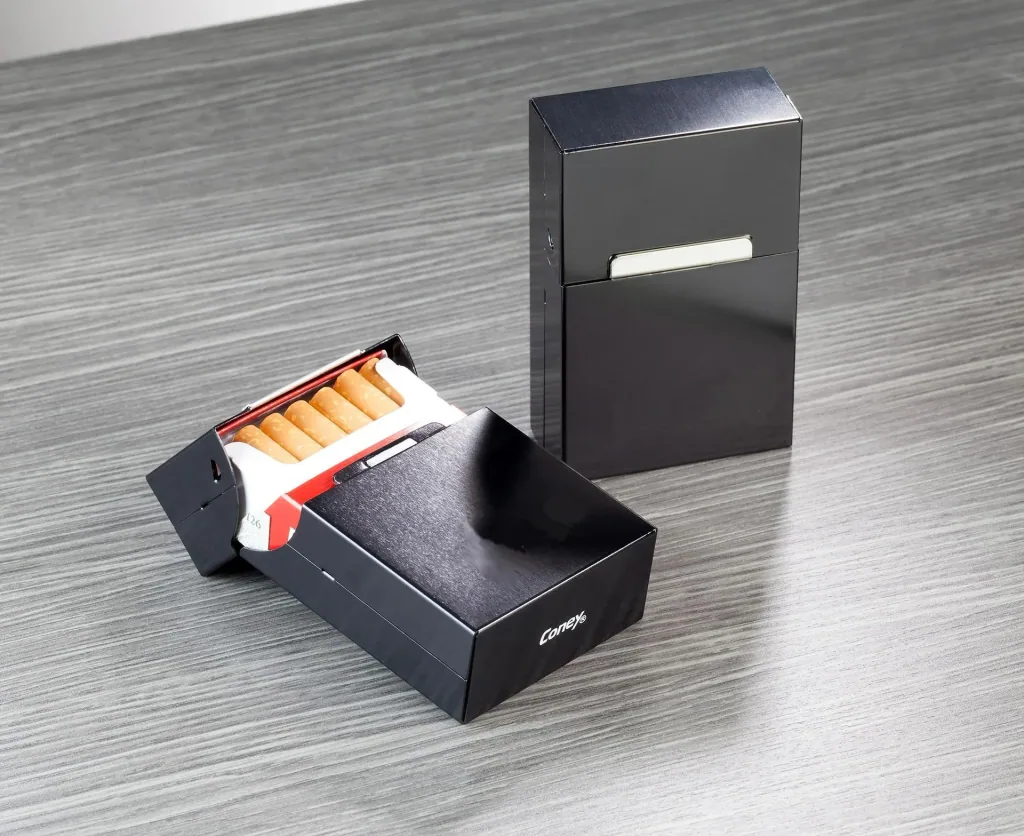 Zigaretten Etui, schwarz
