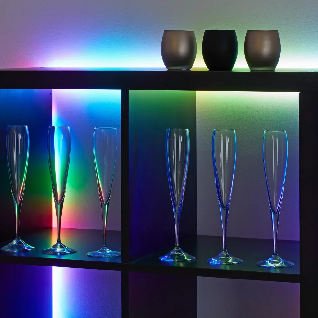USB RGB-LED Flexband, 5 m, 150 RGB-LEDs, inkl.Fernbedienung, Farbwechsel, selbstklebend