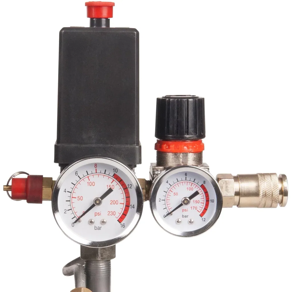 CRM1045 Kompressor - 1100W - 1.5 PS - 24 Liter - Max. 8 Bar - Inkl. 1/4 Inch universale Abkürzung und 2 Manometern