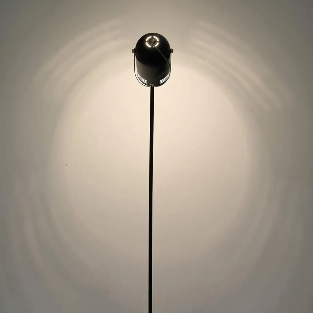 Stehlampe